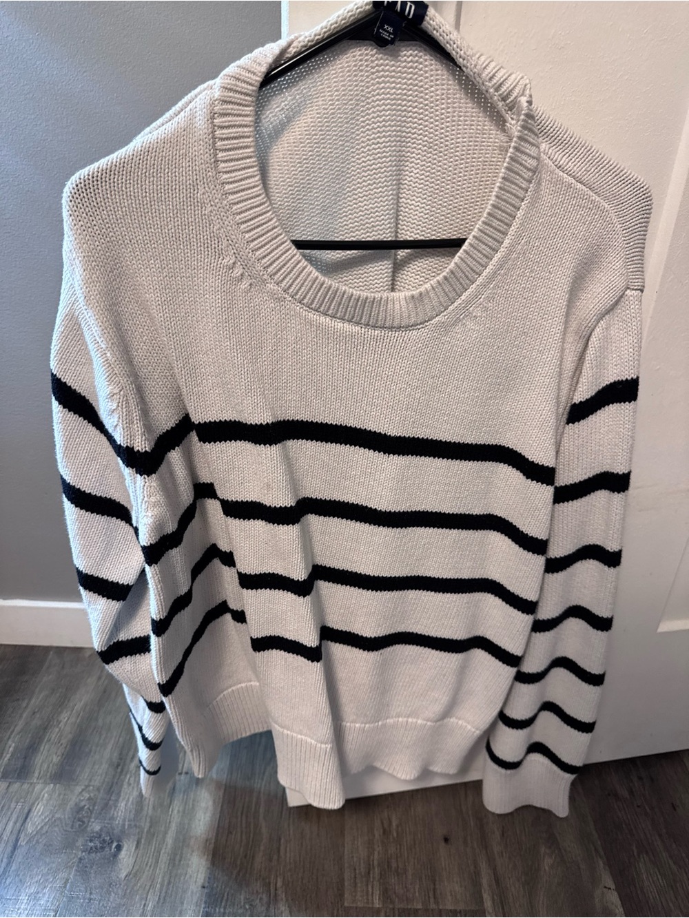 GAP White Crewneck Sweater with Black Stripes